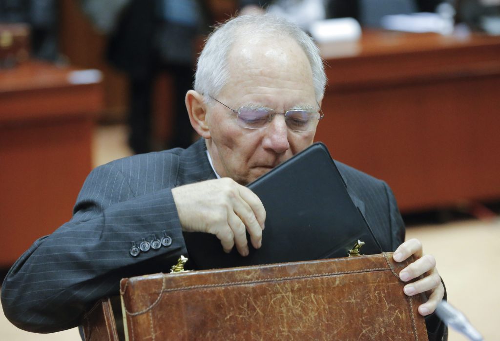 Σόιμπλε:Να ολοκληρωθεί το ταμείο πριν κλείσει η αξιολόγηση