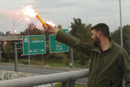Κλειστή για μια ώρα έμεινε η Αττική Οδός στο ύψος του Κορωπίου