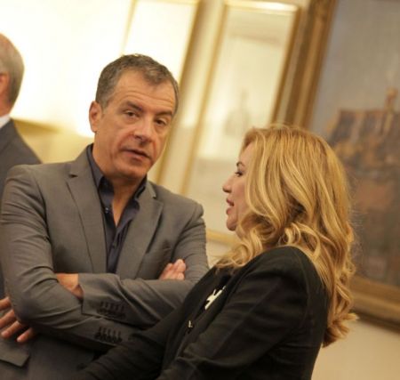 Αναμονή για σήμα από το Ποτάμι στπ συνέδριο του κόμματος