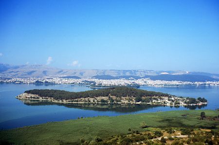 Το in.gr σάς ταξιδεύει την Κυριακή στα Ιωάννινα!