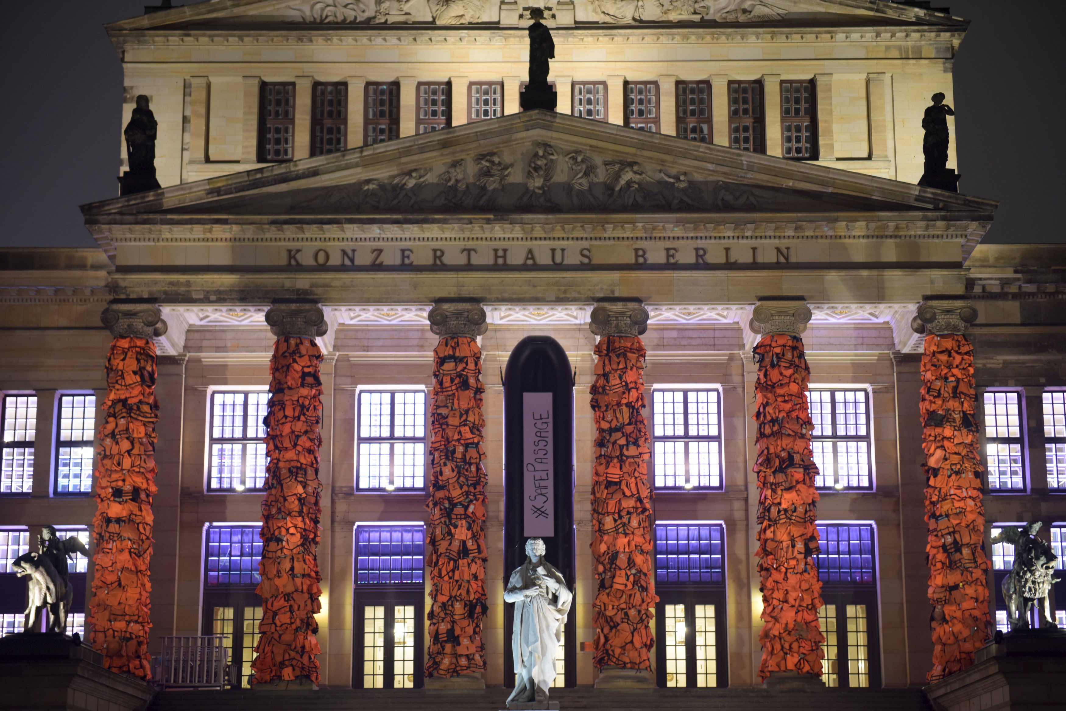 No peace, no poussy (Όχι ειρήνη, όχι σεξ): Το πρώτο μεγάλο φιλμ της Μπερλινάλε