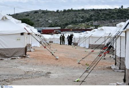 Προς δημιουργία 3-4 νέων κέντρων μετεγκατάστασης προσφύγων