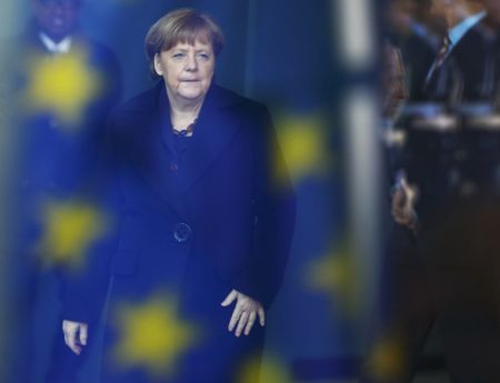 Βερολίνο: Δεν θα αφήσουμε μόνη την Ελλάδα