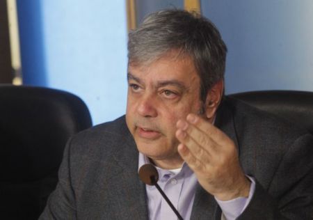Vernardakis rules out the possibility of further wage cuts