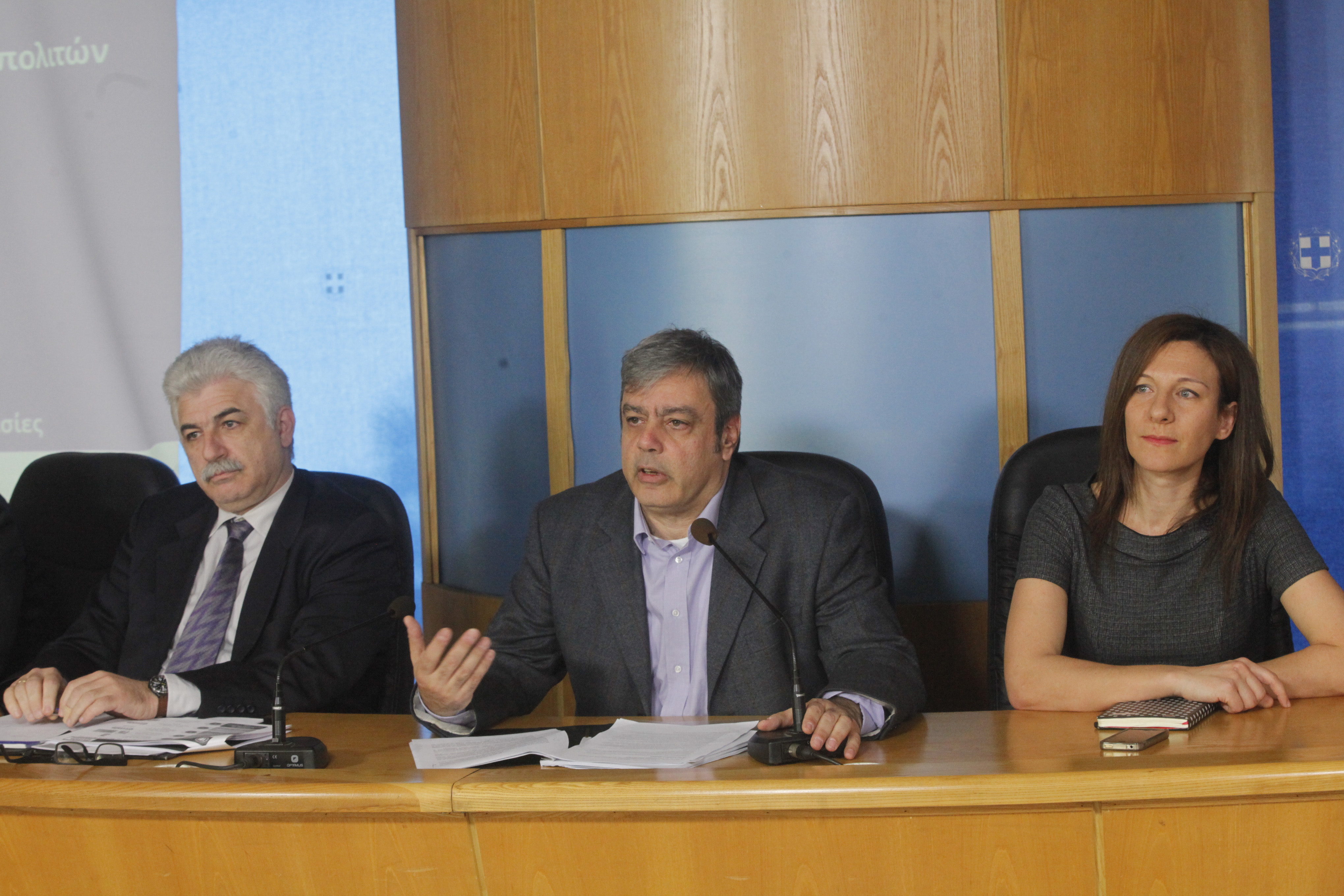 Πολιτική αντιπαράθεση για Γενικούς Γραμματείς που μένουν … φεύγοντας