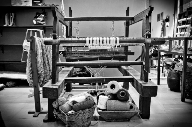 Μοναδικά υφαντά από παλαιό αργαλειό