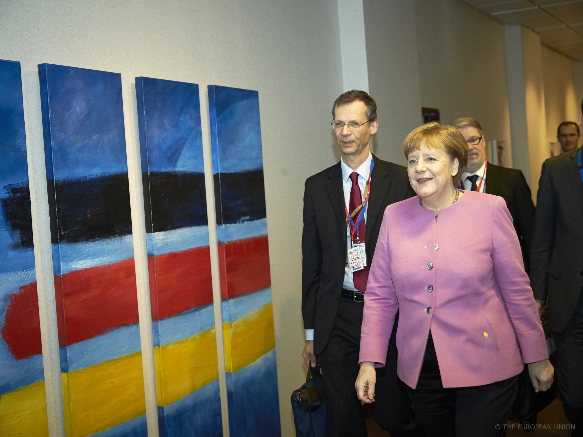 Μέρκελ: Δεν μπορούμε να εγκαταλείψουμε τώρα την Ελλάδα