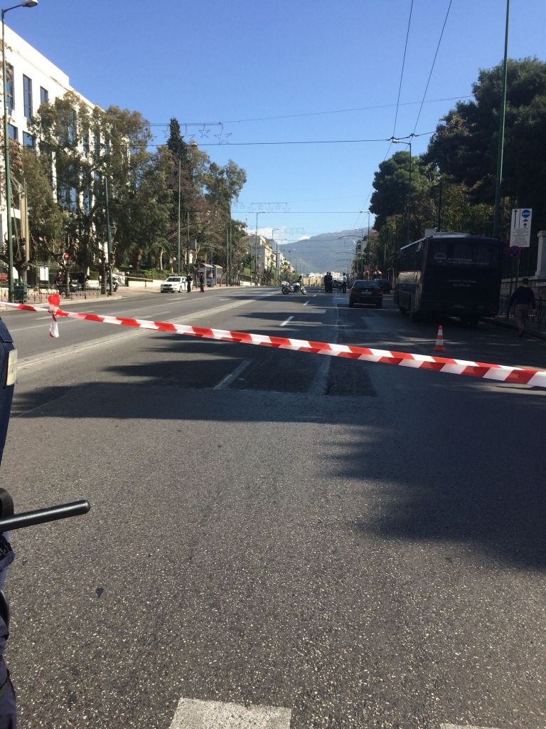 Κλειστή η Βασ. Σοφίας από απειλή για βόμβα στην Ιταλική πρεσβεία