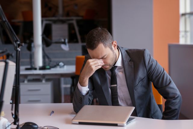Πώς να διαχειριστείτε το εργασιακό άγχος