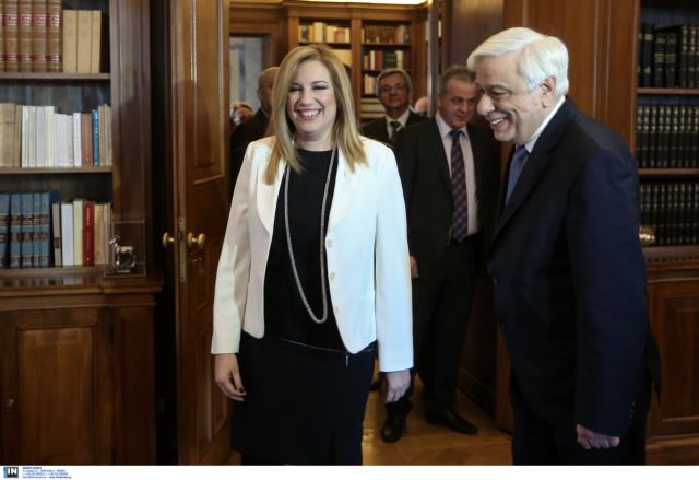 President Pavlopoulos receives Gennimata to discuss refugee crisis