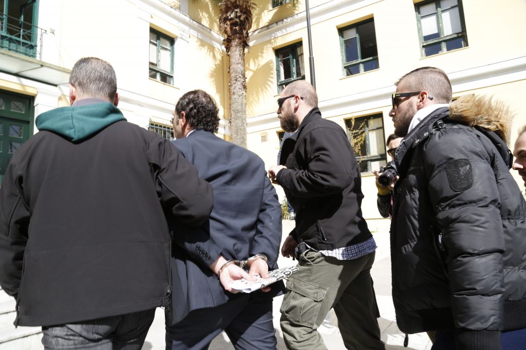 Υπόθεση εκβιασμών: Προφυλακιστέος ο Μουσσάς – Ελεύθεροι με εγγύηση Μαυρίκος και Φράγκου