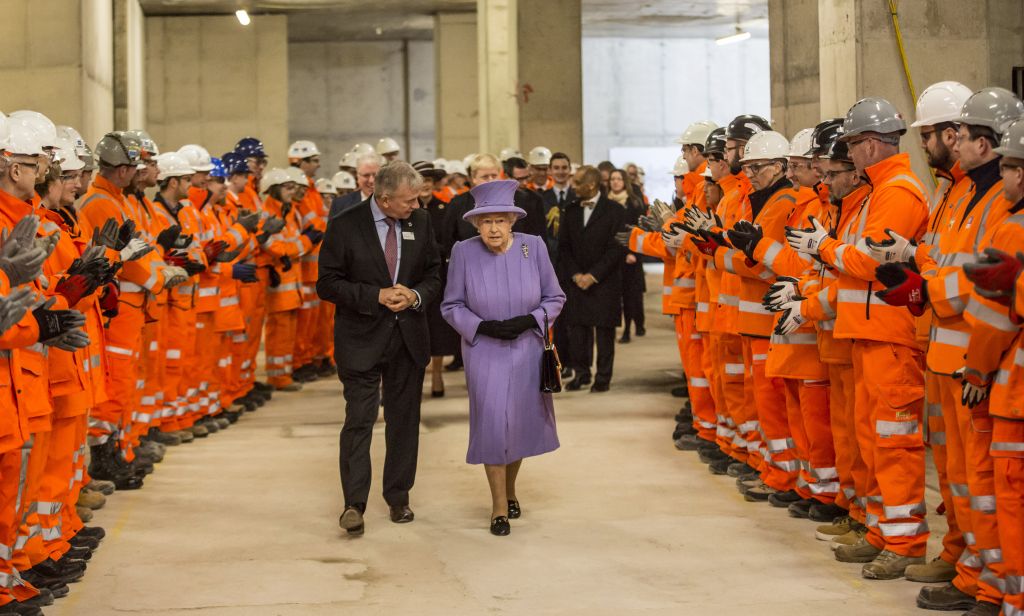 «Όχι, η Μεγαλειοτάτη δεν θέλει Brexit», ξεκαθαρίζει η βρετανική μοναρχία