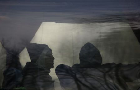 Νέους περιορισμούς στην είσοδο προσφύγων από Σλοβενία, Σερβία