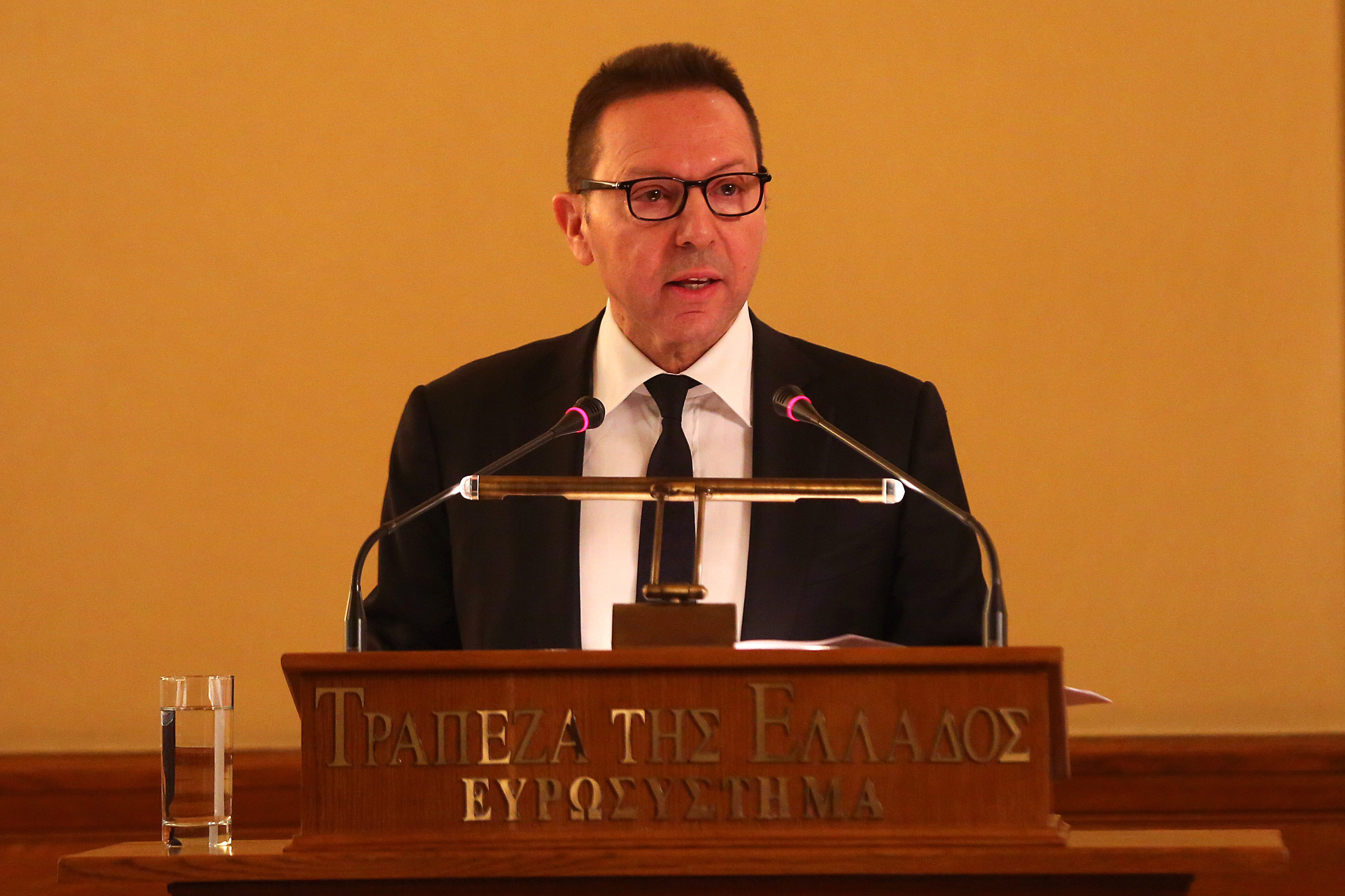 Στουρνάρας: Πιθανώς στις 15 Απριλίου η έναρξη συζήτησης για το χρέος