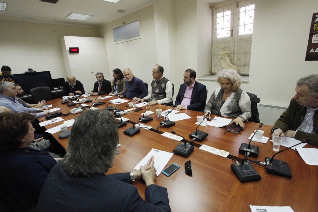 Συνεχίζει την αποχή η ΑΔΕΔΥ από επιτροπές και συμβούλια
