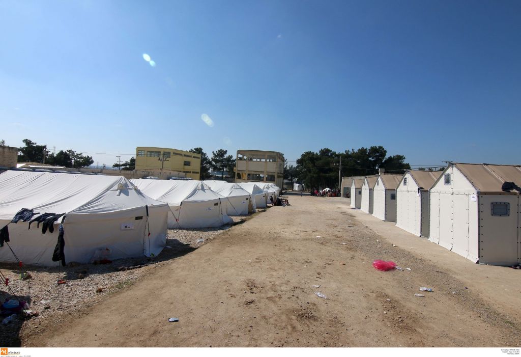 Πρόστιμο 100.000 για Μόρια και ΒΙΑΛ από την Περιφέρεια βορείου Αιγαίου