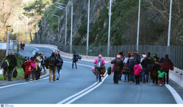 Refugee crisis grows worse as limits on border crossings remain in place
