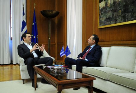 Πιτέλα: Δεν λύνεται το προσφυγικό με συρματοπλέγματα