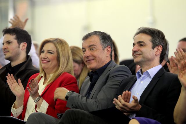 Εθνικό μέτωπο για το προσφυγικό προωθεί η Αντιπολίτευση