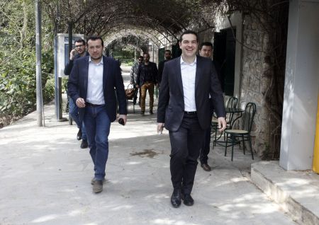 Καθεστώς προληπτικής λογοκρισίας θέλουν να επιβάλλουν στον ΔΟΛ Τσίπρας και Παππάς