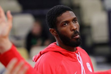 Με Χάκετ και Ουόρικ υποδέχεται τη Κούτσα ο ΟΣΦΠ