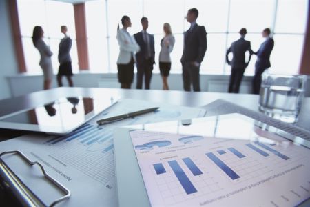 Να επενδύσουμε στην Ελλάδα των άξιων και των αξιών