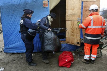 Δικαστήριο της ΕΕ: Κυβερνήσεις μπορούν να λένε σε πρόσφυγες που να μένουν