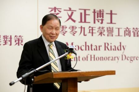 Ο 86χρονος που θέλει να κατακτήσει την αγορά του e-εμπορίου