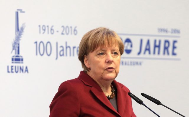 Αυστηρό μήνυμα Μέρκελ προς Αθήνα για πρόσφυγες: «Τηρείστε τις δεσμεύσεις σας άμεσα»