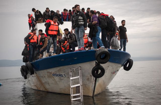 Πάνω από 10.000 πρόσφυγες διασώθηκαν σε διάστημα 48 ωρών στη Μεσόγειο | tovima.gr