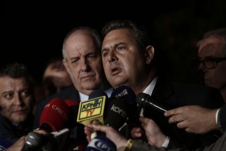 Επιμένει ο Καμμένος στην απομάκρυνση Μουζάλα