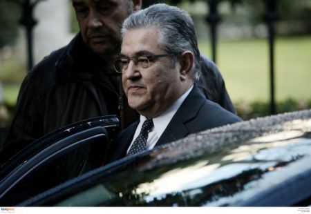 Κουτσούμπας: Απαράδεκτη η κατάσταση στο λιμάνι του Πειραιά