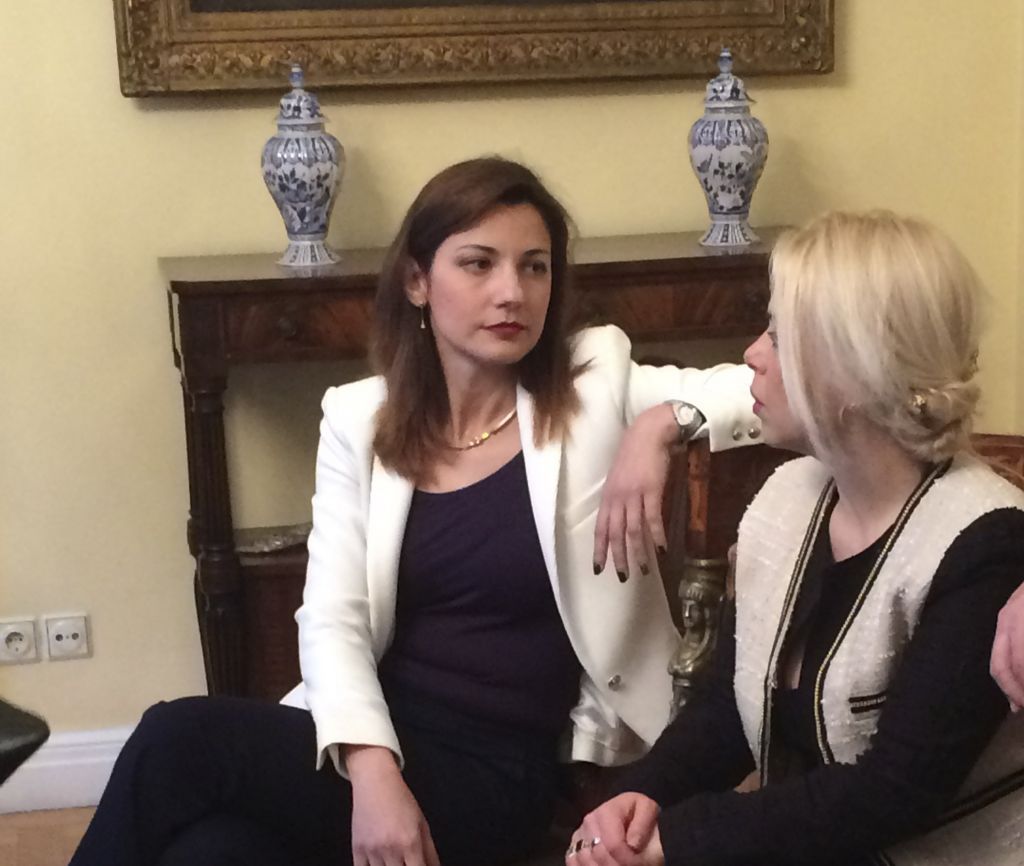 Ολα τα λεφτά οι… συνεργάτες των αρχηγών