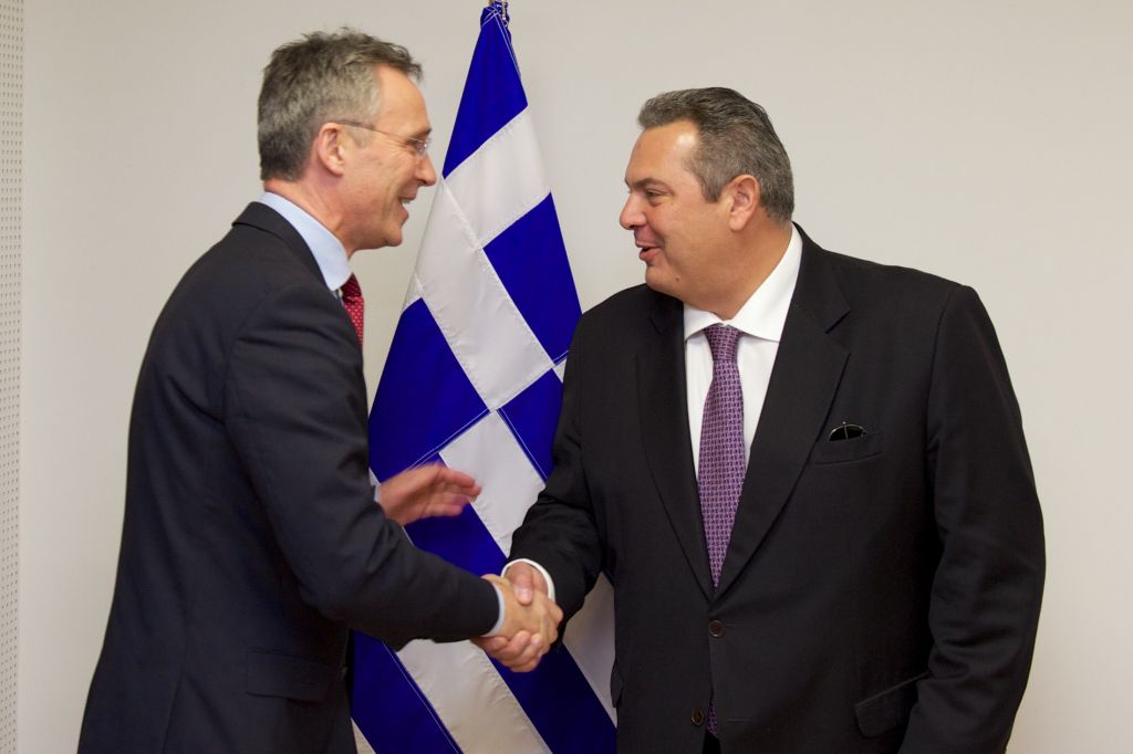 Καμμένος: Αντιφατικές απαιτήσεις ΝΑΤΟ-θεσμών για αμυντικές δαπάνες