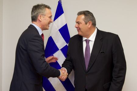 Καμμένος: Αντιφατικές απαιτήσεις ΝΑΤΟ-θεσμών για αμυντικές δαπάνες