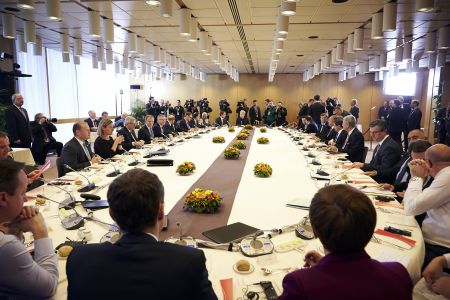 Ολα ανοιχτά στο τραπέζι της Συνόδου Κορυφής στις Βρυξέλλες