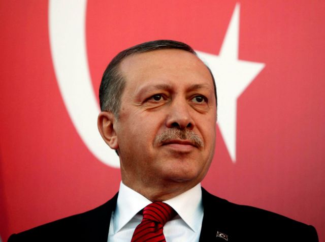 H αποσύνθεση της δημοκρατίας στην Τουρκία *