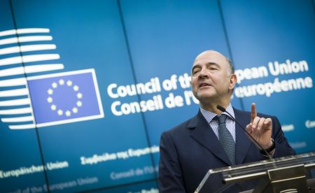 Ελπίζει σε συμβιβασμό για το χρέος μέχρι την Πρωτομαγιά ο Μοσκοβισί