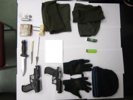 Ν.Ψυχικό: Δύο συλλήψεις για κατοχή όπλων και απόπειρα εμπρησμού