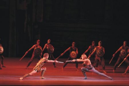 Ο «Σπάρτακος» χορεύει ακόμη