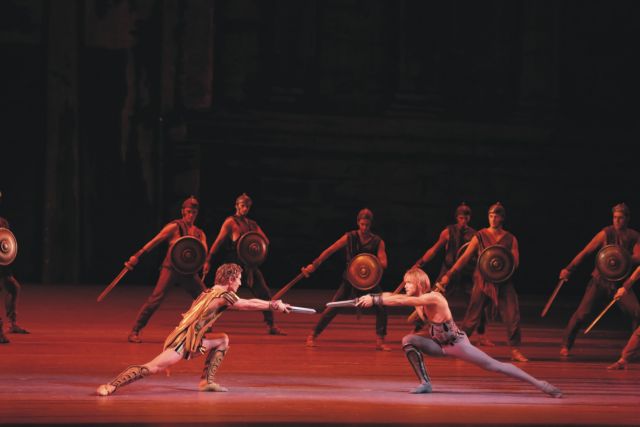 Ο «Σπάρτακος» χορεύει ακόμη