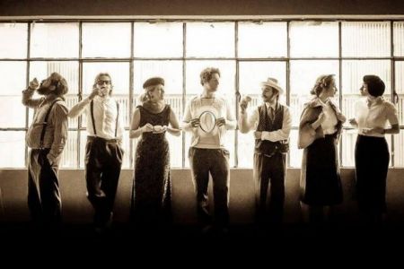 Ο Μυριβήλης στο σανίδι