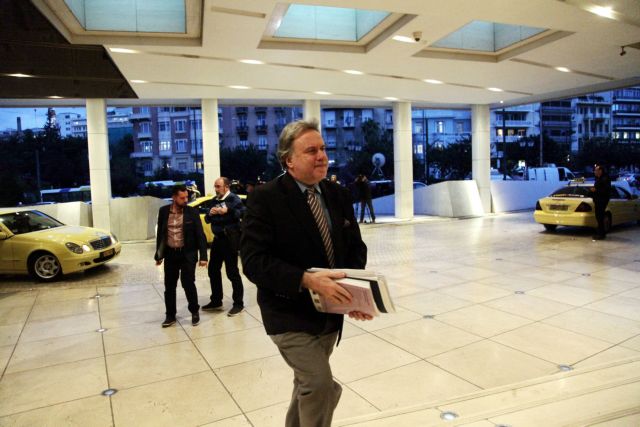 «Mεγάλο παζάρι» για τις περικοπές στις συντάξεις