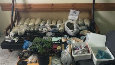 Διακινούσαν μεγάλες ποσότητες χασίς σε Χαλκιδική και Θεσσαλονίκη