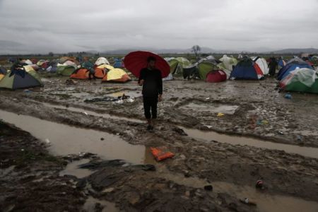 πΓΔΜ: Ελπίζουμε ότι το προσφυγικό θα μας φέρει πιο κοντά στο ΝΑΤΟ