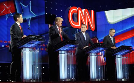 Οι Ρεπουμπλικανοί έγιναν «κόσμιοι» και συγκρούστηκαν για το Ισλάμ