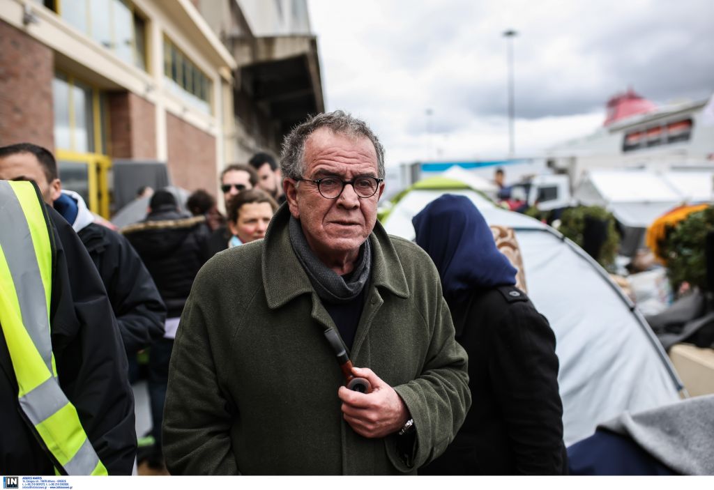 Γιάννης Μουζάλας: Με το νυστέρι στο Προσφυγικό