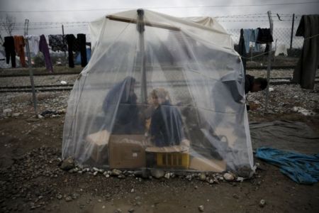 Ταλαιπωρημένοι και απογοητευμένοι οι πρόσφυγες που επέστρεψαν στην Ειδομένη