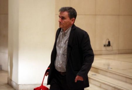 Tsakalotos: “We are close to a final agreement on income tax”