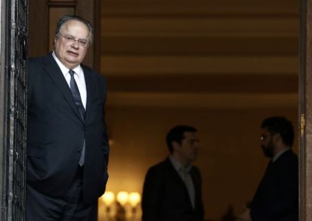 Ρήγμα στις σχέσεις Μαξίμου – Κοτζιά